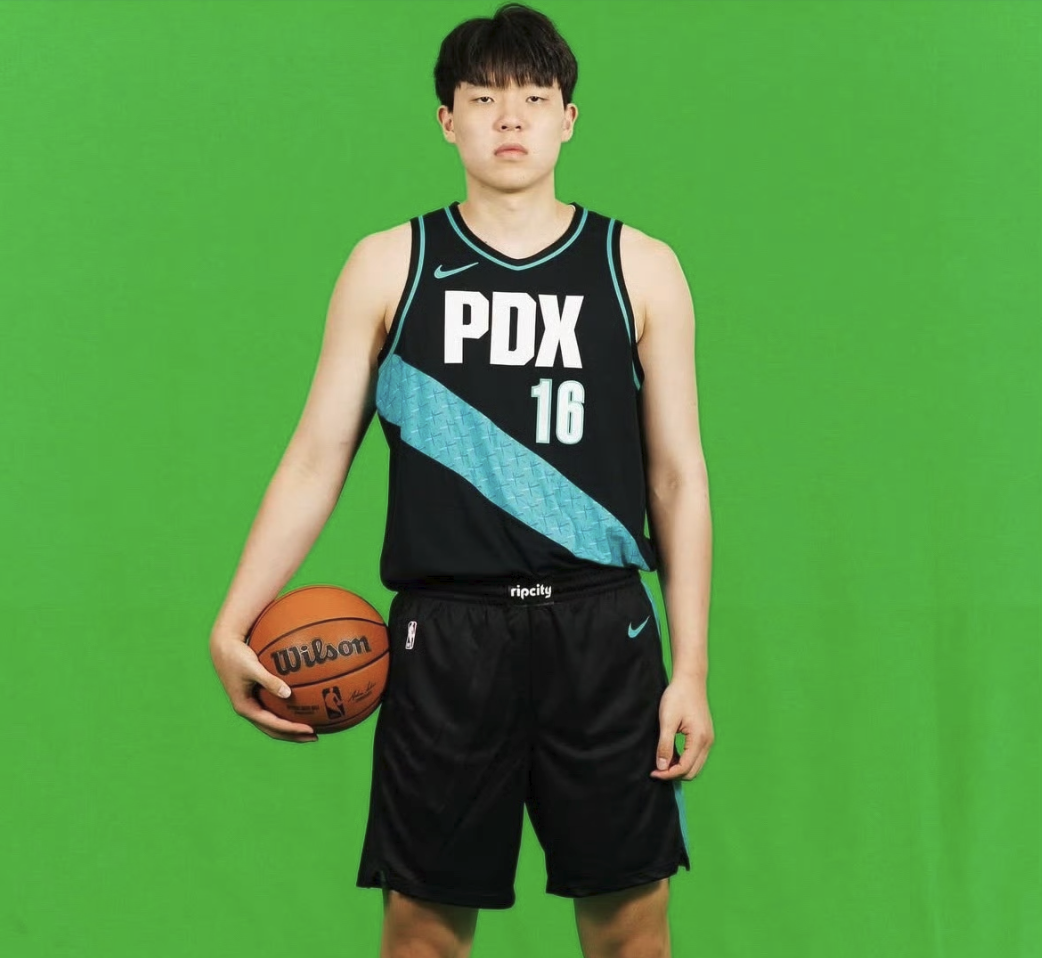 KOK体育官方网站-杨瀚森砍13+7+3+2,率队122-129惜败!开拓者2号单打独斗,太抢戏